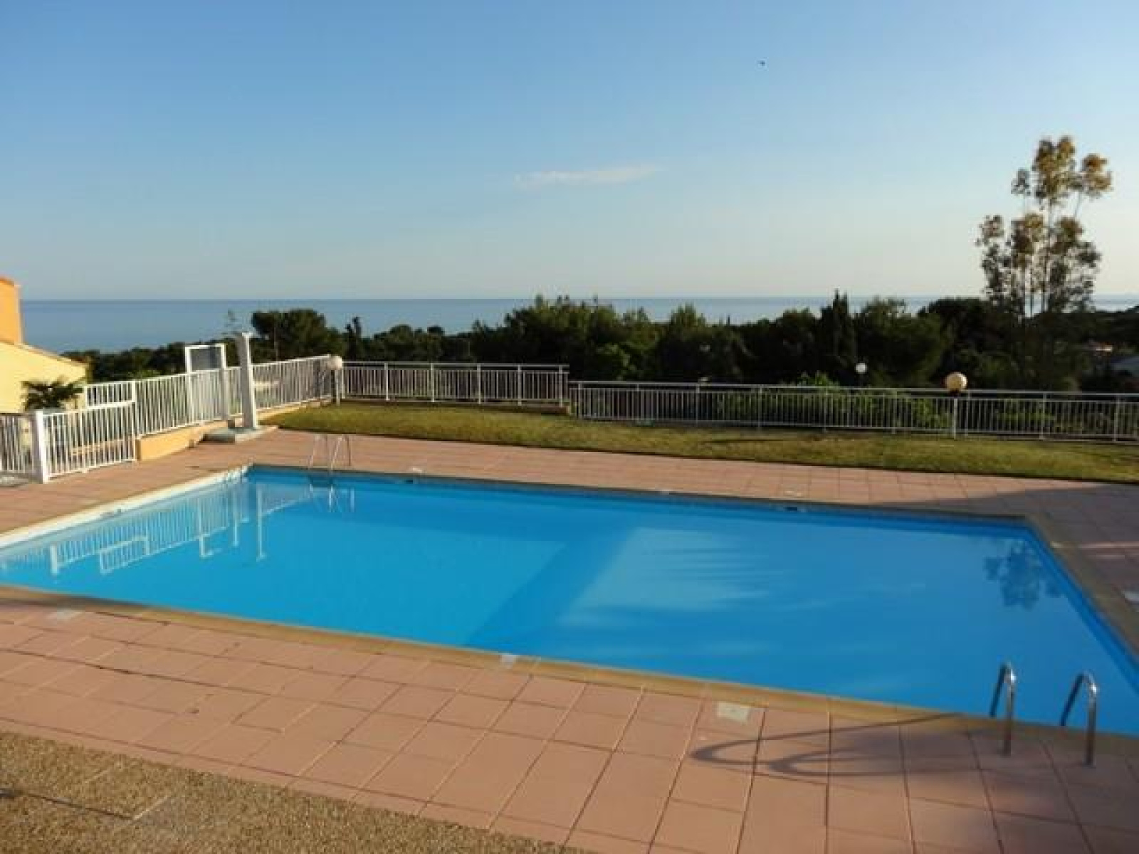 Image_1, Duplex, Bandol,
                                ref :1542