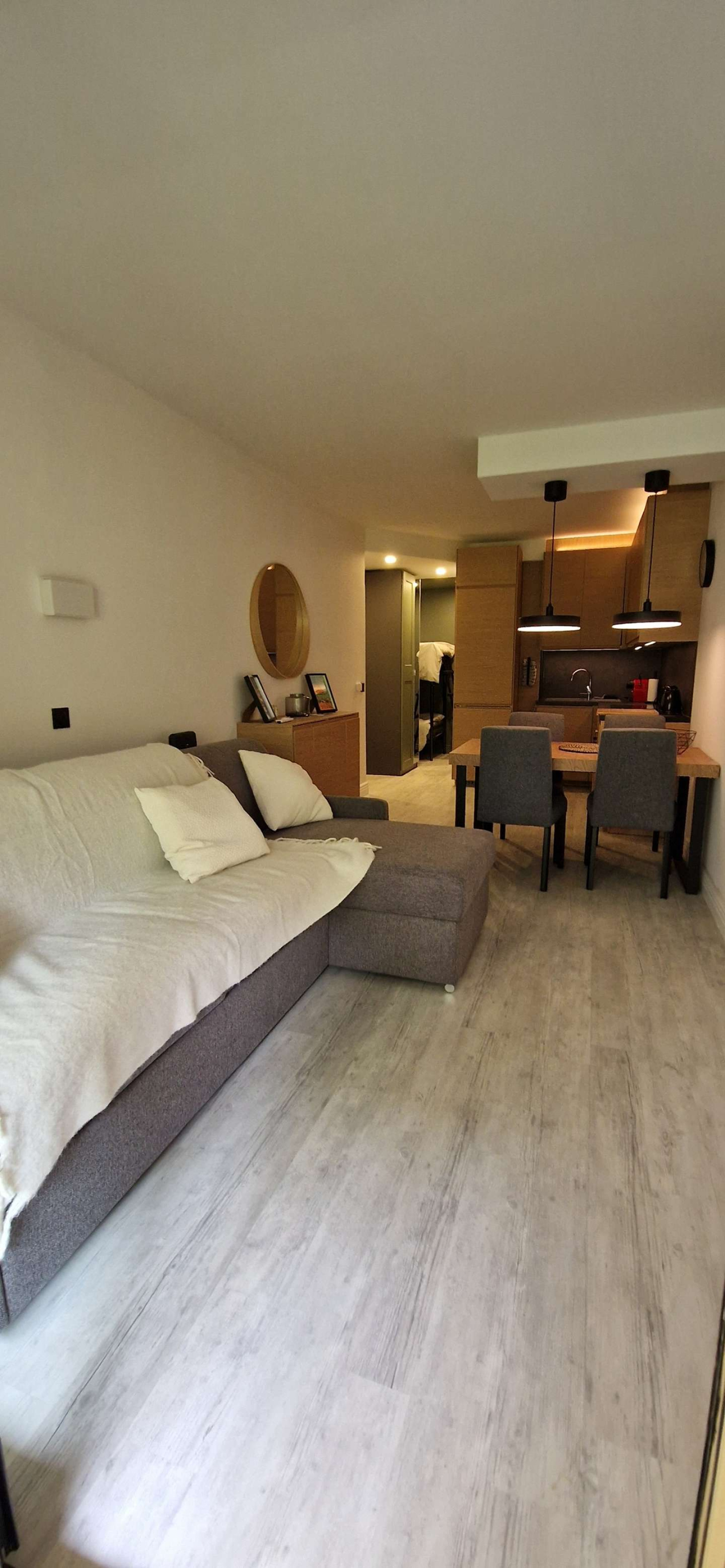 Image_1, Studio, Sanary-sur-Mer,
                                ref :BOT723
