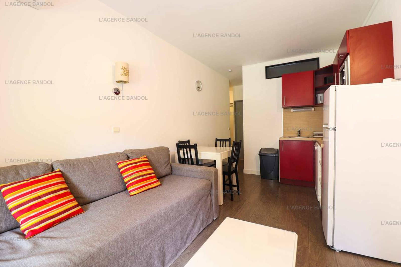 Image_5, Studio, Sanary-sur-Mer,
                                ref :KOS806