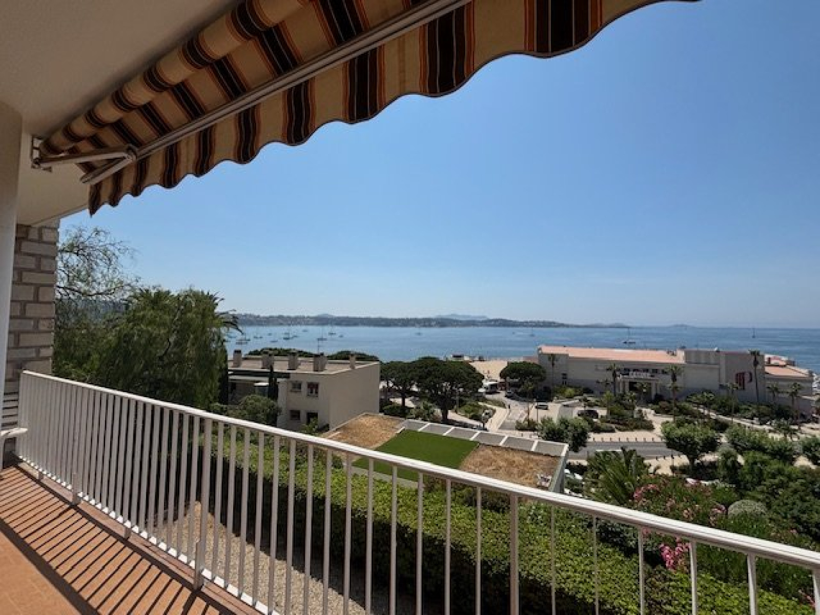Image_12, Appartement, Bandol,
                                ref :DEM814