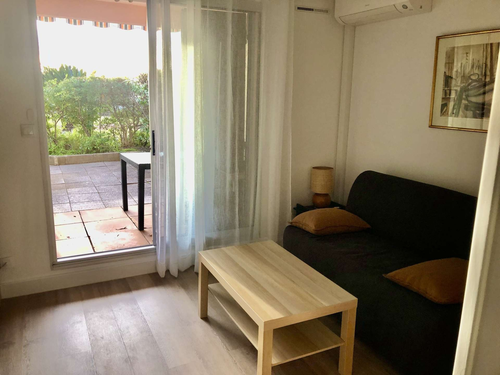 Image_1, Studio, Bandol,
                                ref :COU0818