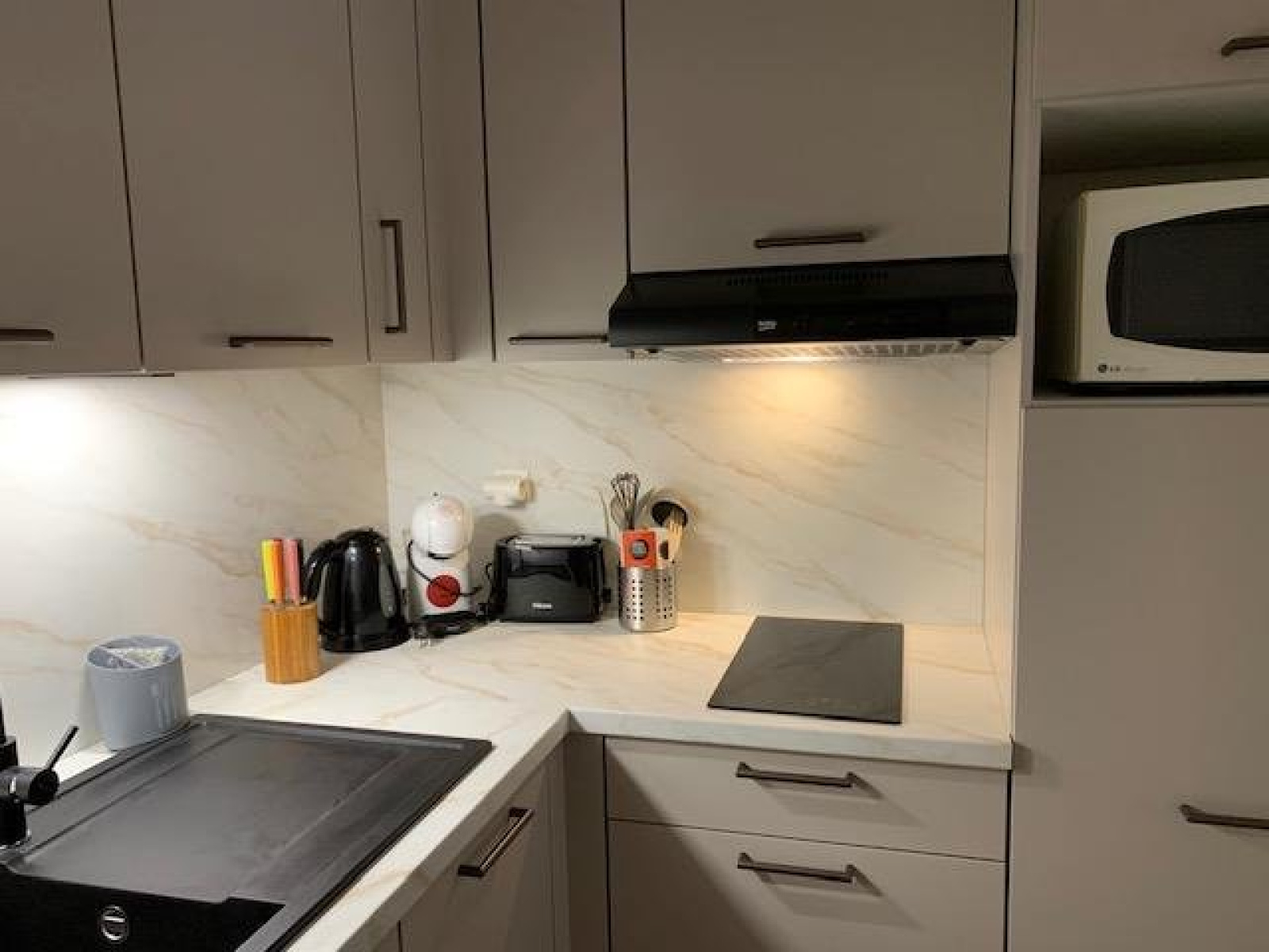 Image_3, Appartement, Sanary-sur-Mer,
                                ref :SEV813