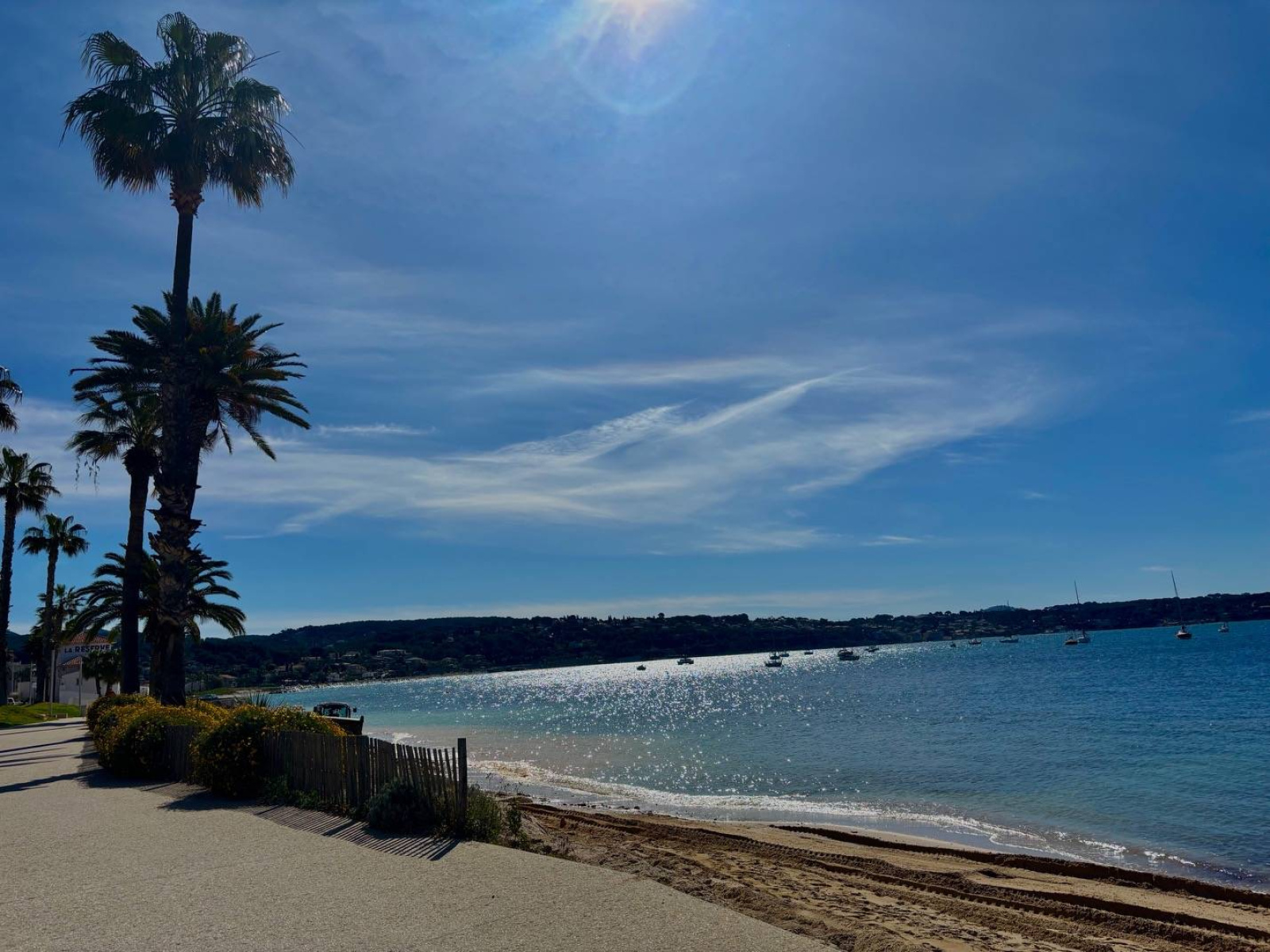 Image_10, Studio, Bandol,
                                ref :BER070